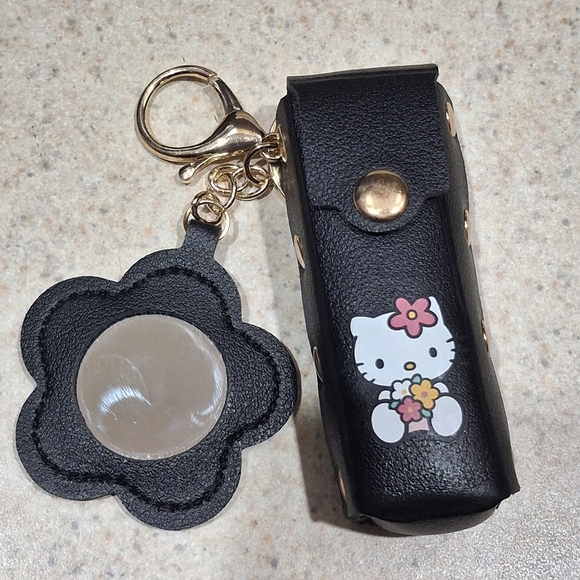 Hello Kitty Lipstick Case/ Coin Holder - Picture 2 of 4